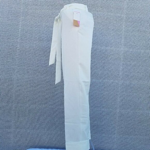 Women's Riley and Rae Dress Pants.  Size 2. - Picture 12 of 12